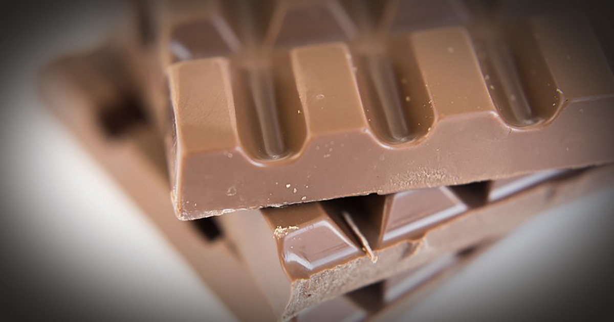How To Make Vegan Milk Chocolate: An Easy-to-Follow Recipe